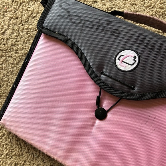 Case-it 13-Pocket Expanding File with Handle and Shoulder Strap - Picture 5 of 7